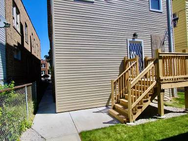 Main picture of 7940 S Green St