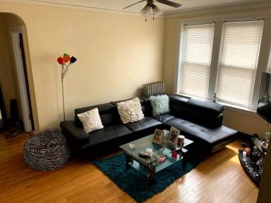 Main picture of 4850 W Henderson St