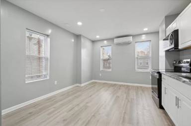 Main picture of 135 N 52nd St