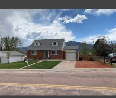 Main picture of 614 Crestridge Ave