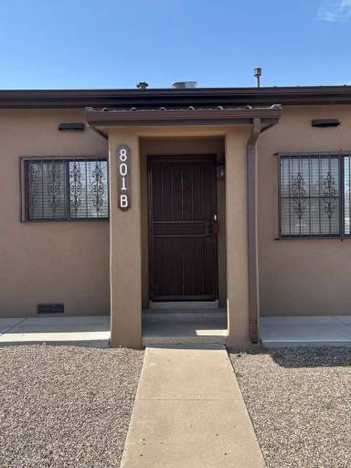 Main picture of 801 Ortiz Dr SE