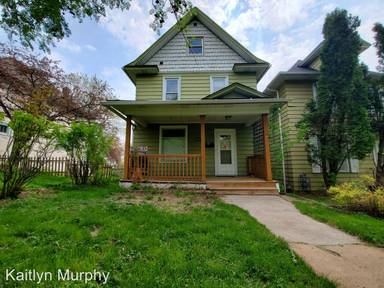 Main picture of 1214 E 5th St
