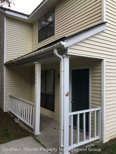 Main picture of 1426 Camp Rd