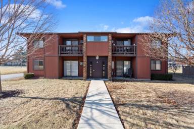 Main picture of 232 Walworth St