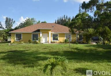 Main picture of 15854 92nd Ct N