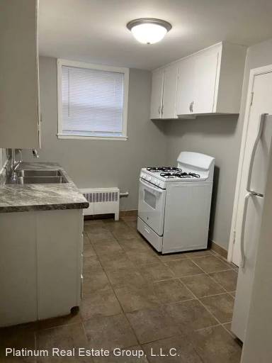 Main picture of 4723 Cass St