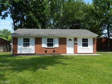 Main picture of 5620 Ailanthus Trl