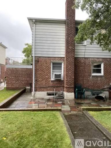 Main picture of 22820 Edgewood Ave