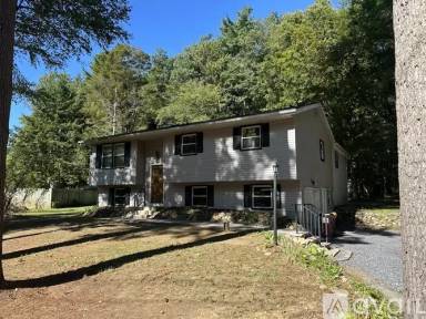 Main picture of 148 Sandhill Rd