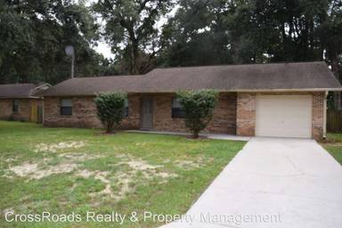 Main picture of 3026 NE 39th Pl