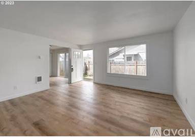 Main picture of 3014 Drummond Ave