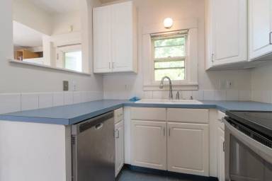 Main picture of 5534 N Missouri Ave