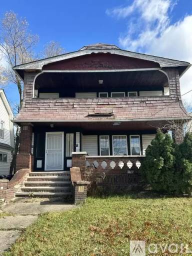 Main picture of 3867 E 147th St