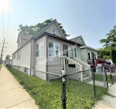 Main picture of 5648 Alice St