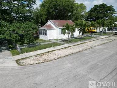 Main picture of 2255 NW 63rd St