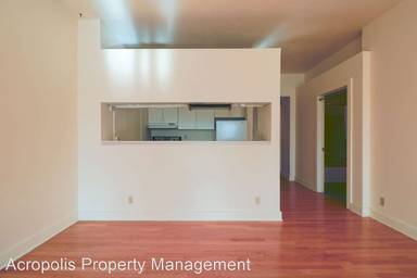 Main picture of 247 W Fayette St
