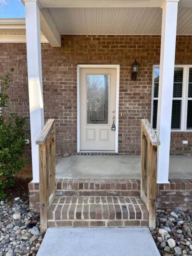 Main picture of 1210 Stonewyck Dr