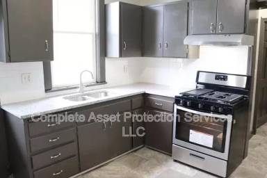 Main picture of 307 Jefferson Ave