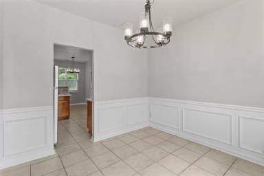 Main picture of 54 Crescent Woode Way