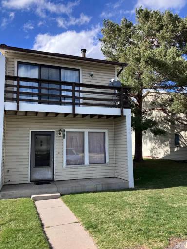 Main picture of 1012 Wamsley Way