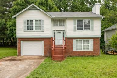 Main picture of 5541 Marbut Forest Way