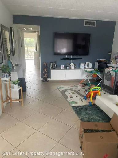 Main picture of Coronado Springs Apartments
