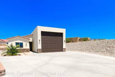 Main picture of 24 Tiburon Ln