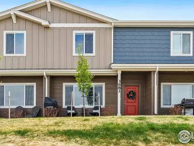 Main picture of 3670 Ronald Reagan Ave