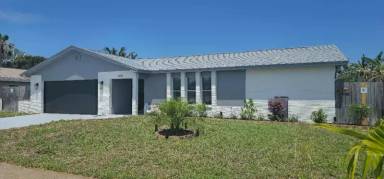 Main picture of 589 Coconut St