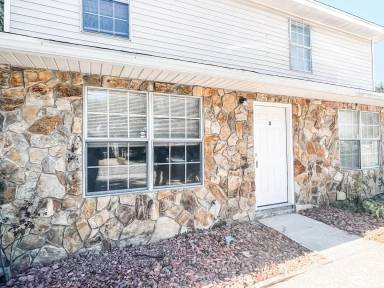Main picture of 888 Culp Ave