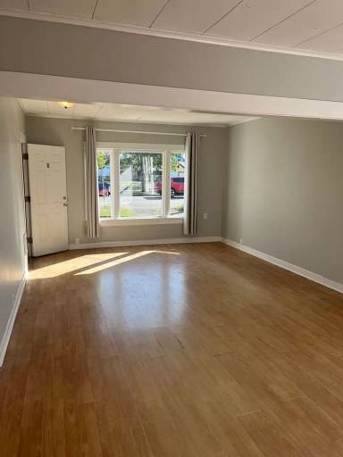 Main picture of 809 Emerson Ave