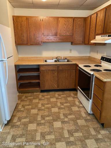 Main picture of 382 Britton Ave