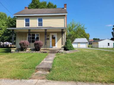 Main picture of 442 S Carlisle St