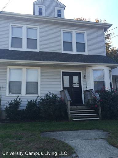Main picture of 146 E High St