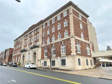 Main picture of 315 N Spruce St