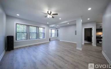 Main picture of 7642-48 N Eastlake Terrace And 7661-63