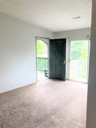 Main picture of College Park Condominiums