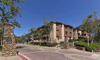 Main picture of 8870 Villa La Jolla Dr