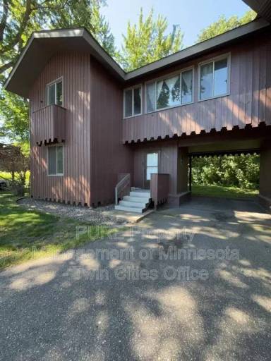 Main picture of 1514 N Timber Rdg