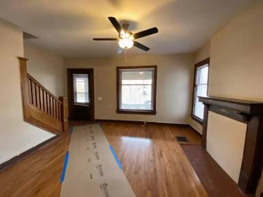 Main picture of 289 E 18th Ave