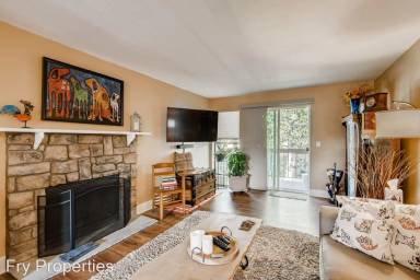Main picture of 8635 Clay St