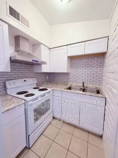 Main picture of PM434 - South Park Avenue - 5764