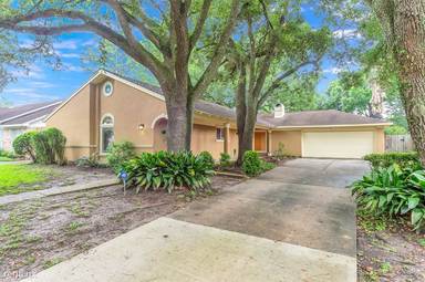 Main picture of 12419 Briar Forest Dr