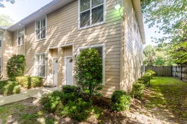 Main picture of 3521 SW 30th Way