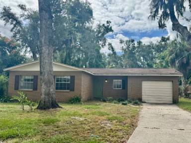 Main picture of 301 Hickory Ln