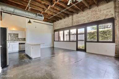 Main picture of Deep Ellum Lofts