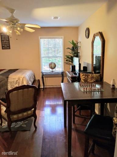 Main picture of 520 Greenfield Ct