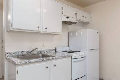Main picture of 580 Mesa Blvd