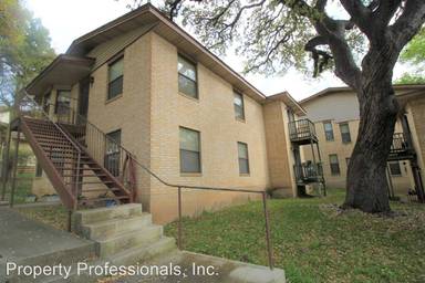 Main picture of 44 Royal Crst