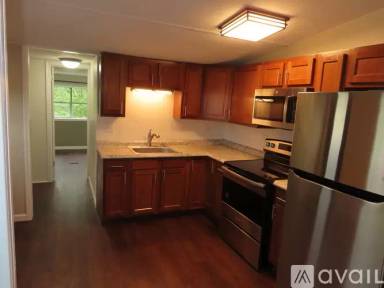 Main picture of 8911 Pembroke Oak Grove Rd